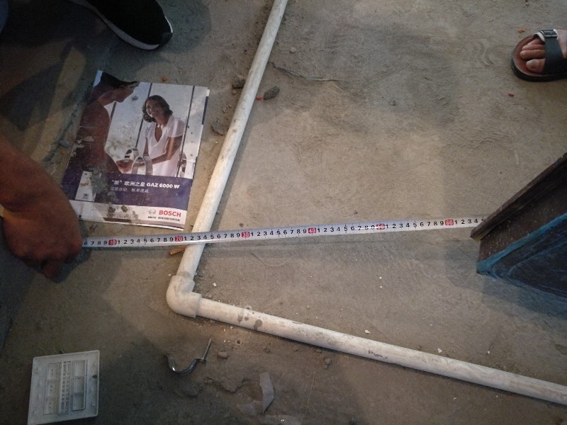 入户门开一半就被挡住,渭南自建房入户门