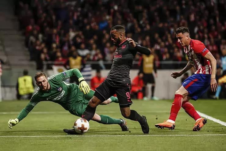 阿利松和布冯哪个更厉害,布冯阿利松诺伊尔洛里