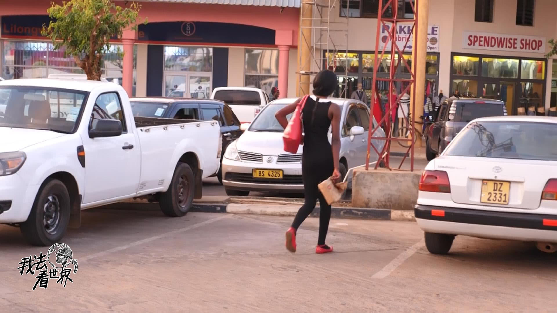 非洲肯德基加盟费1000万，人均工资仅300元，非洲人爱去吗？