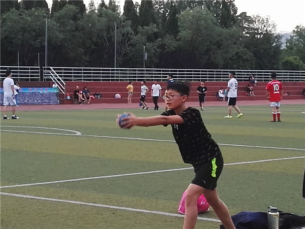 淮安外国语学校：美丽的淮外欢迎您，开放的淮外等待您