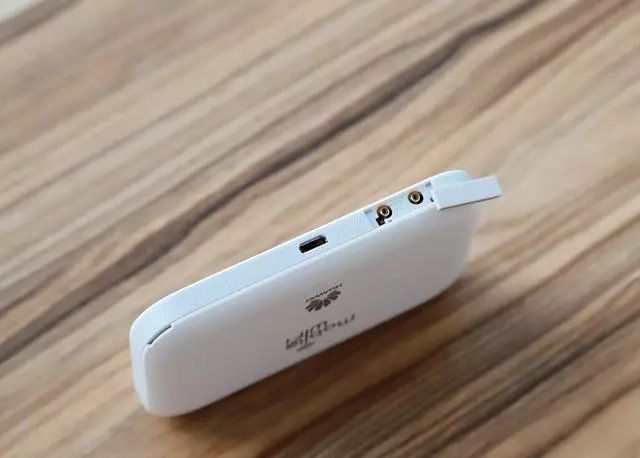 华为最新款无线随身wifi路由器,华为wifi路由器随身带测评
