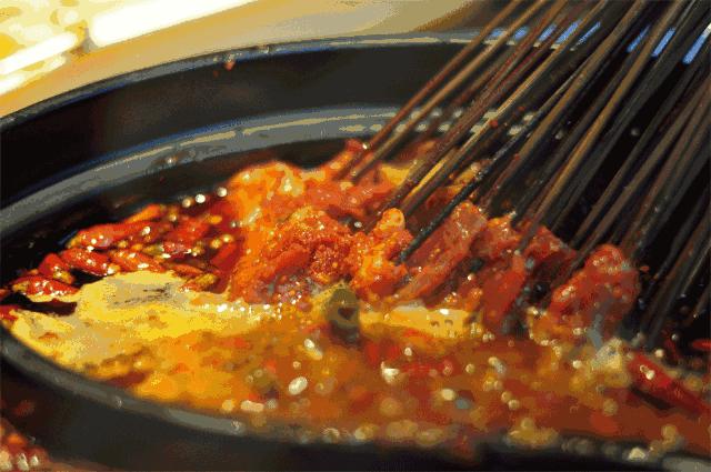 为什么来到上海后，你不再愿意回老家？