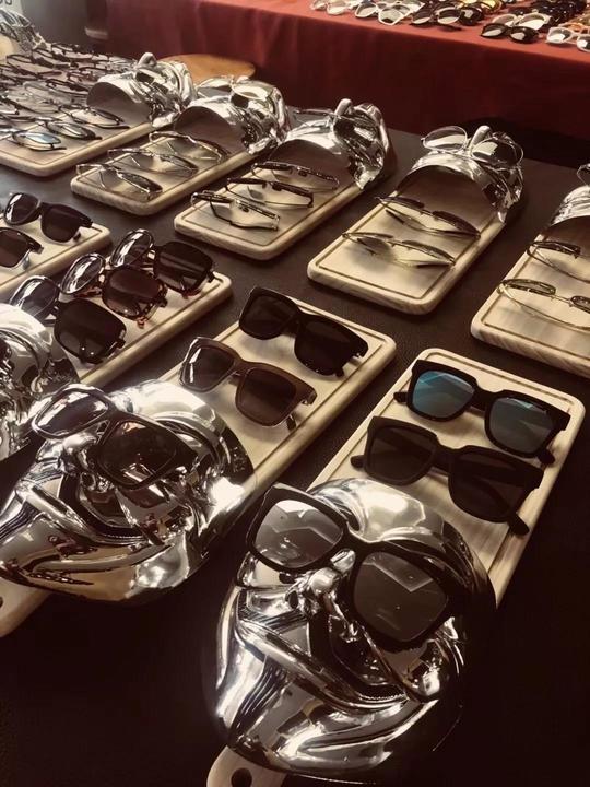 游走在古典与时尚之间，带你走进10年威古氏