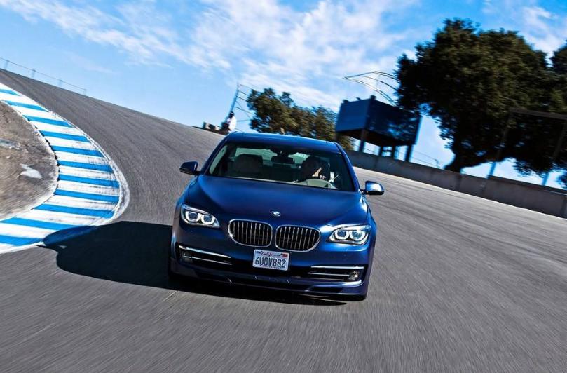 为啥百万豪车不保值,为什么顶级豪车不买车损险