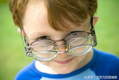 吃什么营养素有助于视力恢复正常,儿童如何补充眼睛最需要的营养素