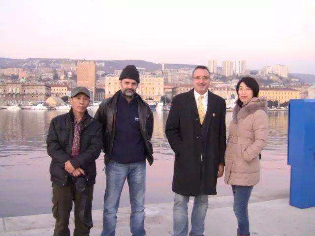 孙晓娅,孙晓娅诗歌