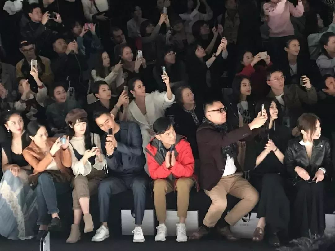 刘嘉玲首晒与梁朝伟的爱巢,刘嘉玲为老公梁朝伟庆祝60岁生日