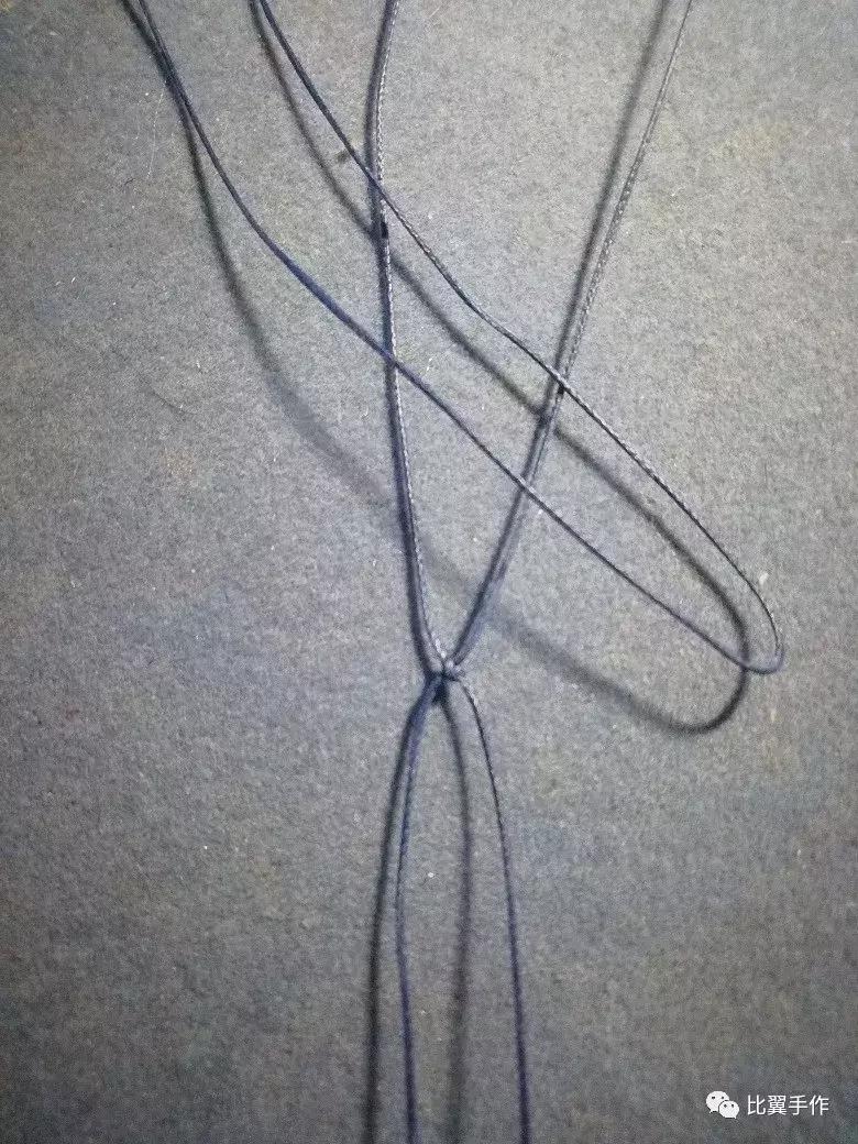 妡——有孔吊坠编制（比翼手作）