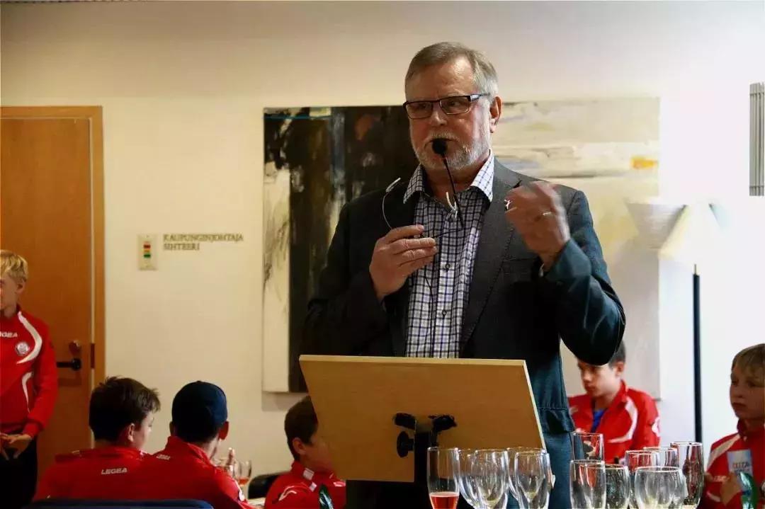 古堰足球促中芬友谊长存