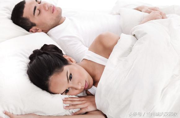 扑通……好爽！如何拉个痛快屎？今天给你放绝招