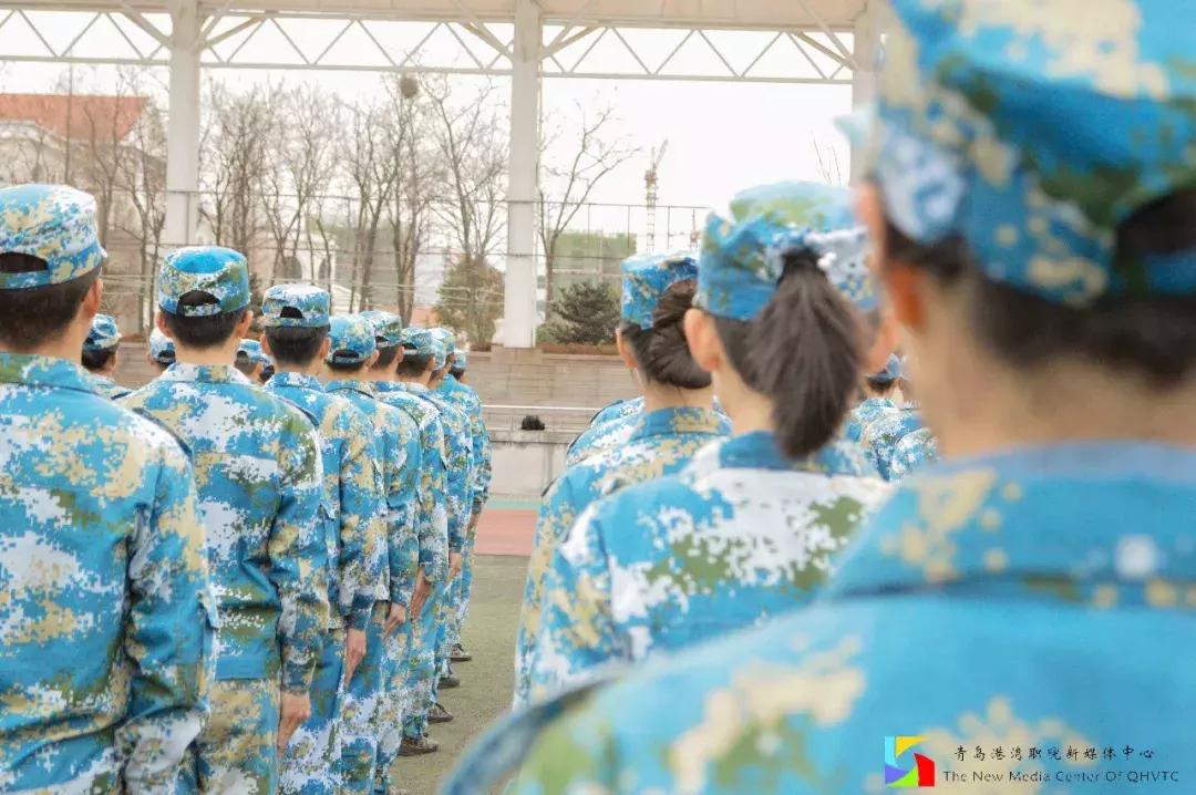 中国海洋大学鱼山校区步行到海边,青岛工程职业学院离海边有多远