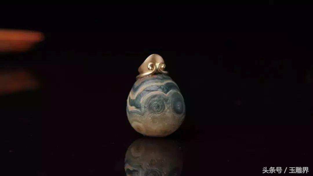 戈壁石雕刻大师作品,戈壁奇石打磨