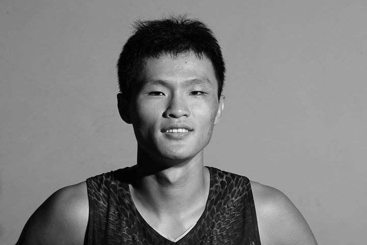 被詹姆斯选中，单挑赢过科比，西安工大这名小伙靠篮球“打出名堂”