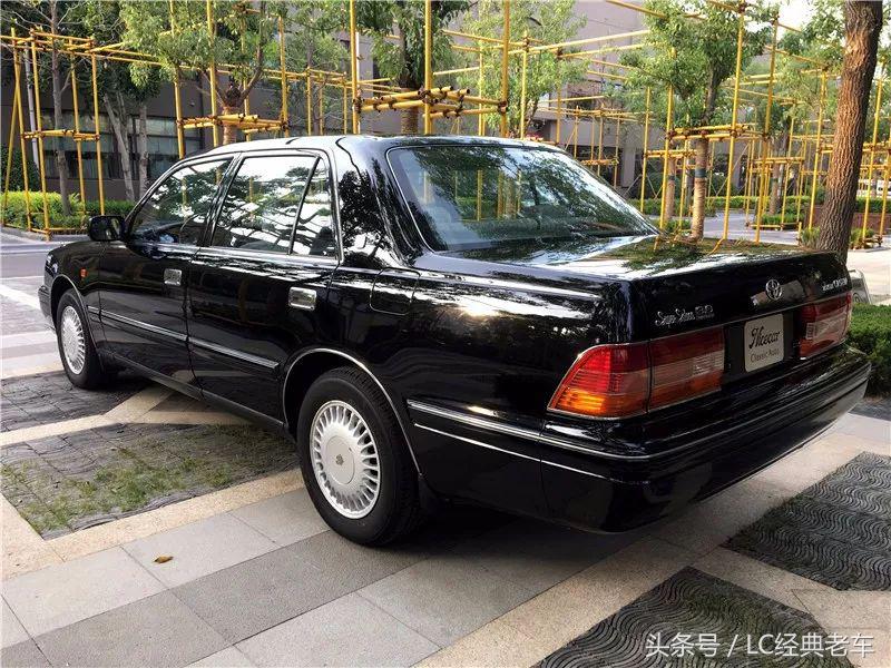 丰田皇冠j55,15款丰田皇冠优缺点