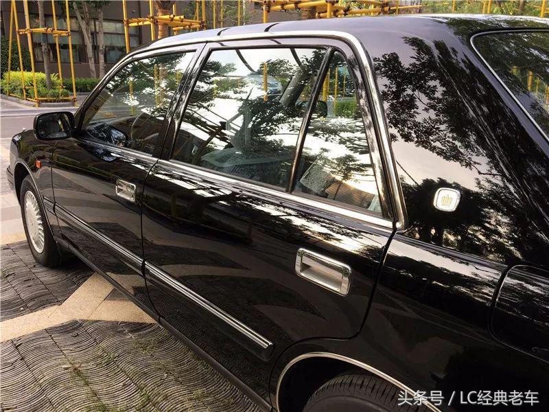 丰田皇冠j55,15款丰田皇冠优缺点