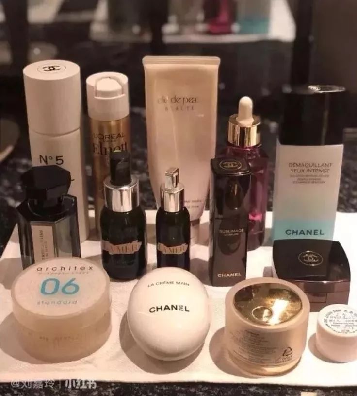 刘嘉玲代言的痘痘修复面霜,刘嘉玲紧致面霜