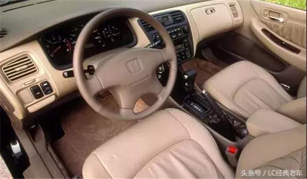 本田雅阁第六代cg5情怀车试驾,6代雅阁cg5动力空间怎么样