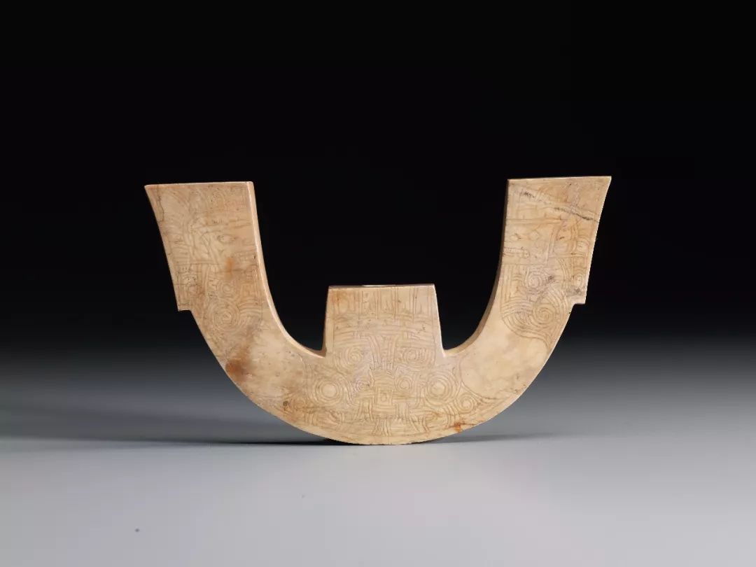 良渚文化玉器龙红沁,良渚文化玉璧值得收藏吗