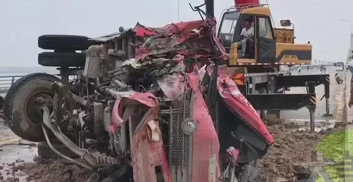 全身瘫软……鹤壁娃吞防撞角差点没命；农民工可网上免费读郑大本科