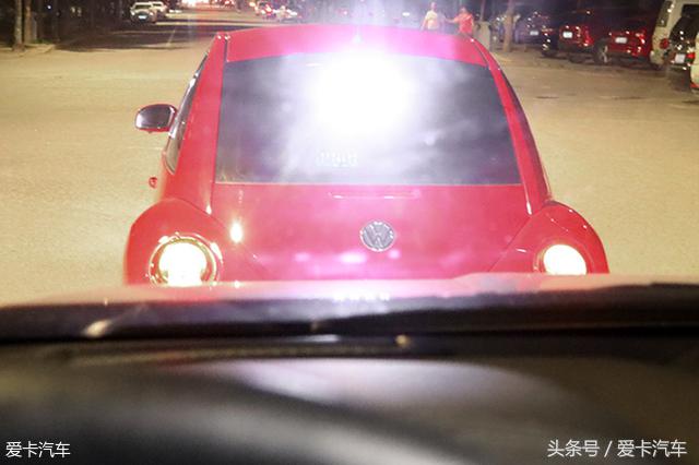 反击远光狗解气名场面,远光狗用什么灯反击