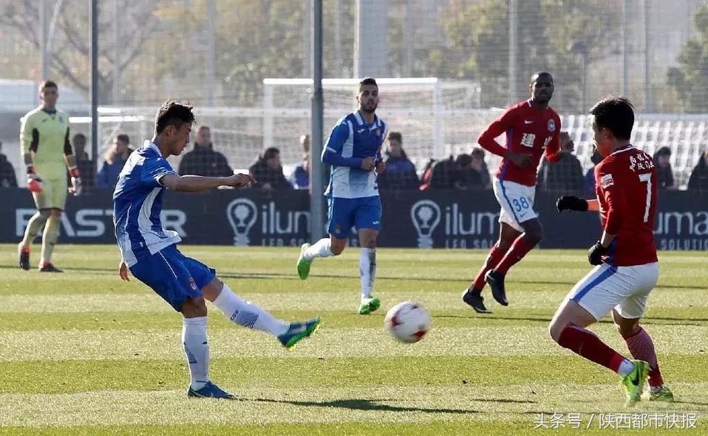 真棒！西咸新区秦汉新城一足球小将签约西甲球队！