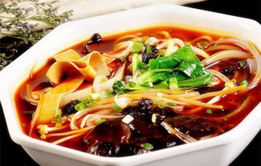 麻辣烫串串香配方做法视频教程,麻辣烫配方开实体店