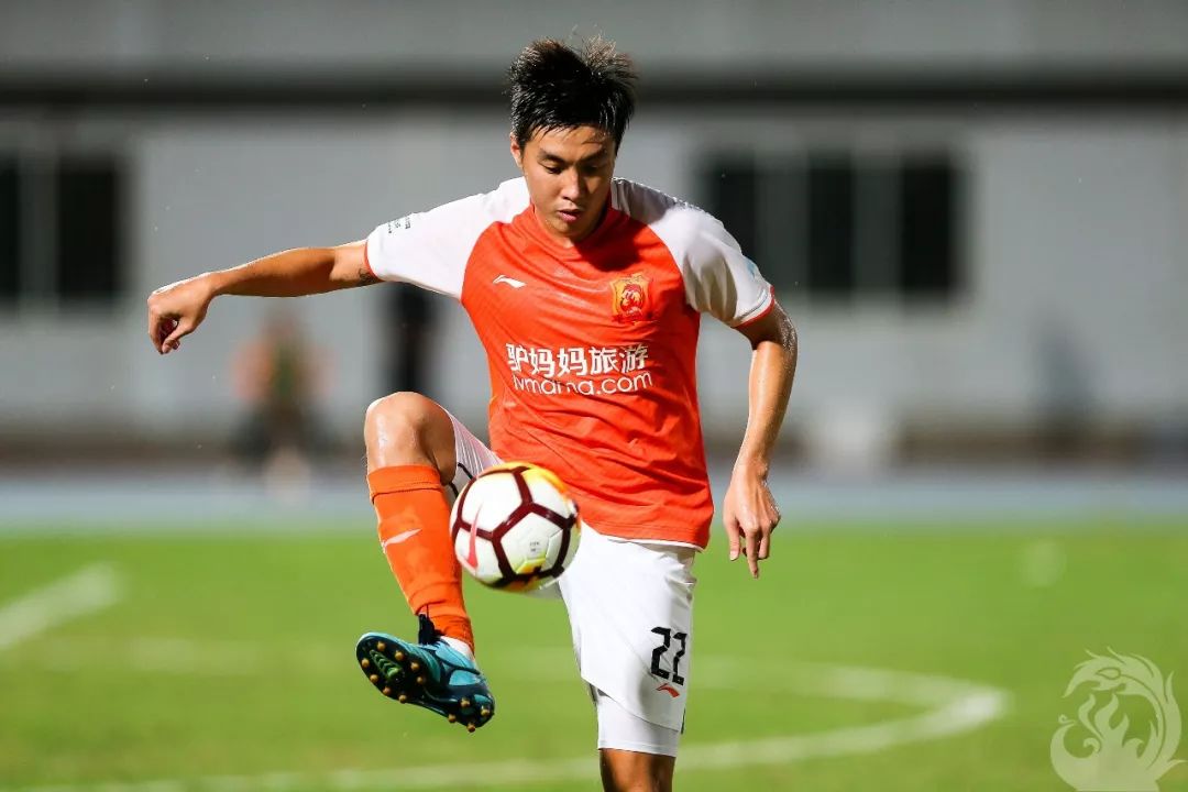 中甲卓尔首战上海申鑫的视频,武汉卓尔对战上海申鑫