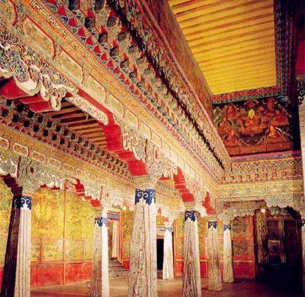 布达拉宫镇馆之宝观音像,布达拉宫天然观音像图片