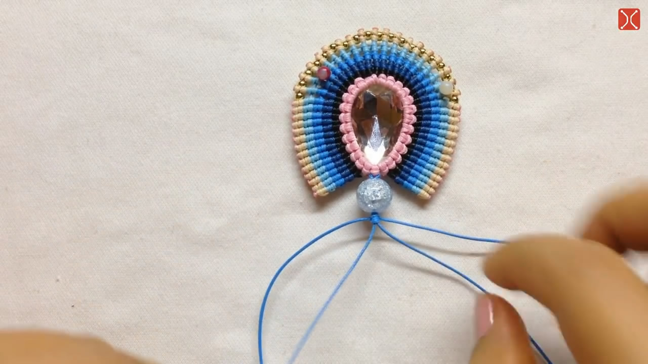 水晶编绳项链吊坠教程,水晶项链编织法带吊坠的