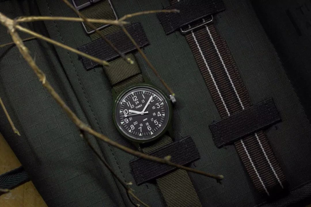 你有你的Rolex,我有我的“玩具”电子表│老司机的十件套