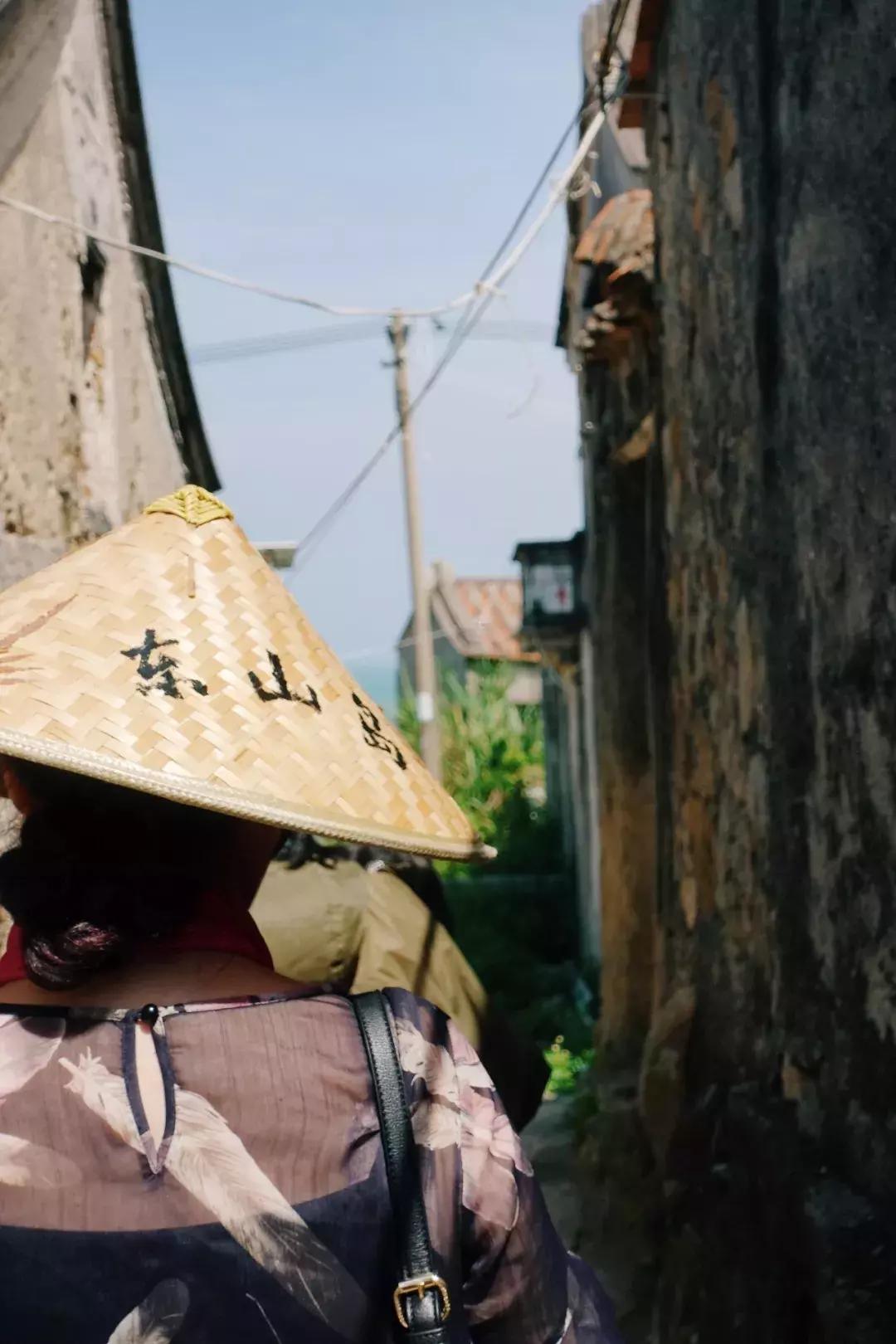 机票300+，海鲜100吃到撑，东山岛的神秘沙洲，每隔12小时会消失