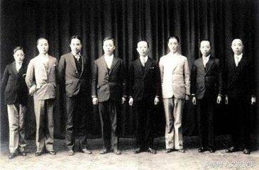 来自湖南湘潭的黎氏八骏有多牛？一个歌王一个是中国流行音乐之父