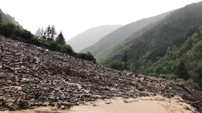 大话西游徒步西藏的故事,川藏线如何避免雨天滑坡