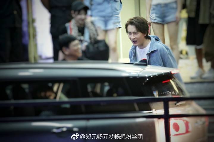 郑元畅在快乐大本营的开场秀,快乐大本营郑元畅谁是卧底