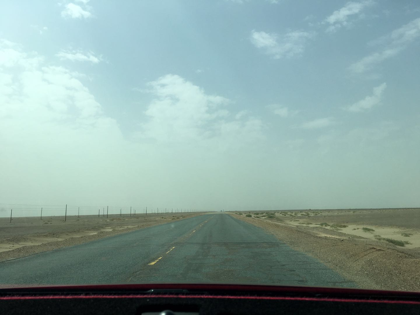 80后夫妻自驾游全世界,一日自驾游嘉峪关