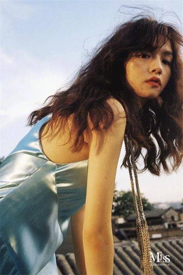 七哥力荐:女人的激吻唇一定要配上海藻卷才是真性感