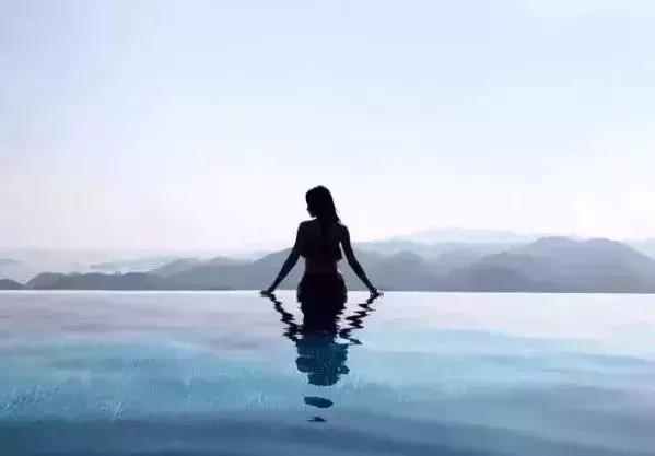 泰国网红星空泳池,无边网红泳池