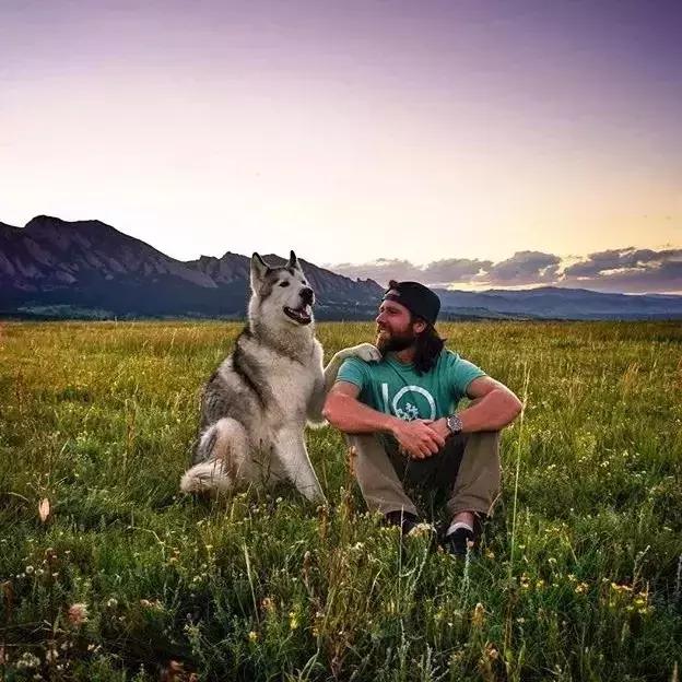 要多去旅行而非只是旅游,去旅行而不是旅游