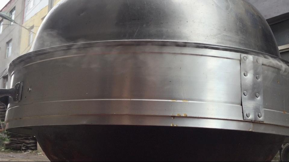 94年小伙卖卤肉十年,28岁小伙卖卤肉