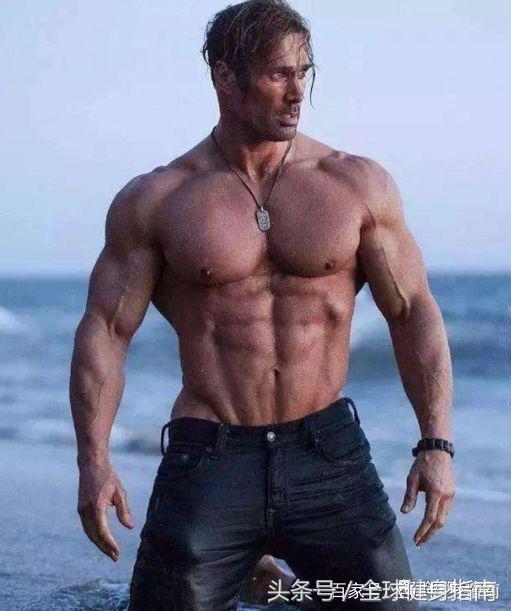 国足和c罗差距在哪,国足每天跑多少公里