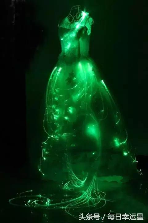 十二星座各自代表的创意婚纱，天秤座的温情似火，白羊座是冰山！