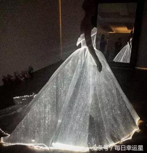 十二星座各自代表的创意婚纱，天秤座的温情似火，白羊座是冰山！