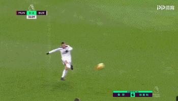 贝克汉姆十大变态进球圆月弯刀,球星的五个招牌进攻动作