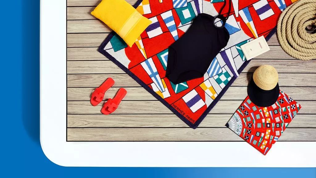 穿泳衣只是为了游泳？知识女性有自己的泳装格调