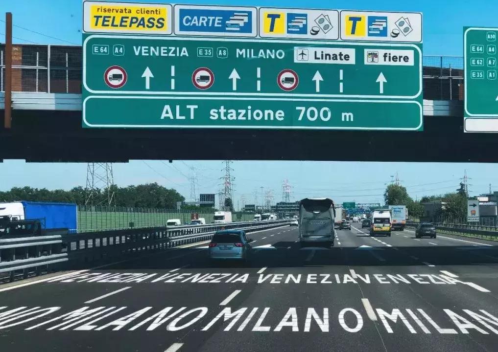 我坐着3万商务舱飞到欧洲开玛莎拉蒂，没想到美女这么多！