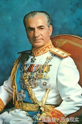 为什么越是“反美”的国家,往往越是有一段*美亲**的历史?