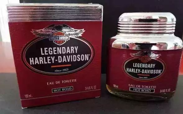 国内出了全球第一款“共享女友”，竟然被老外收藏进博物馆？