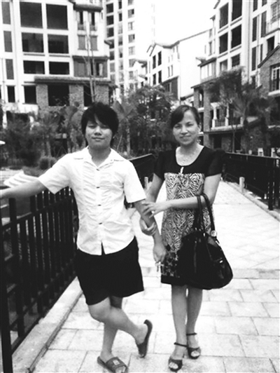 少年网购仿真枪被判无期案下周再审律师将作无罪辩护