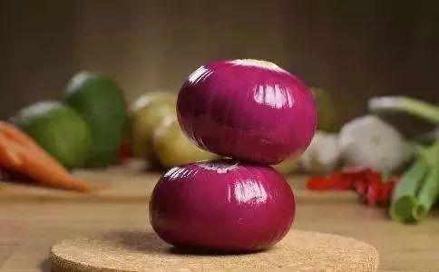 洋葱对健康有什么好视频,十大健康蔬菜洋葱