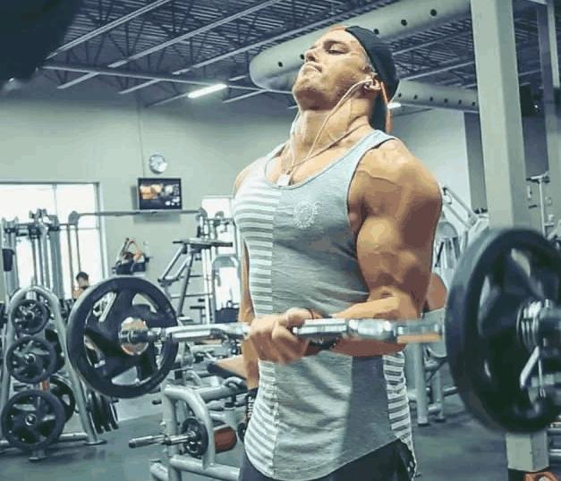 健身靠吃蛋*粉白**长出来的肌肉是不是“死肌肉”？